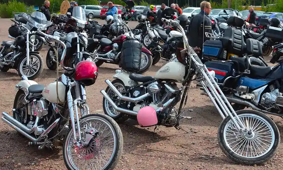 Motorcyklar på mc-träff